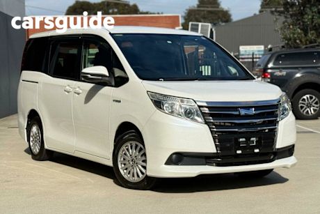 White 2015 Toyota Noah Wagon