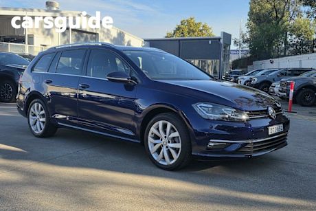 Blue 2017 Volkswagen Golf Hatchback 110 TDI Highline