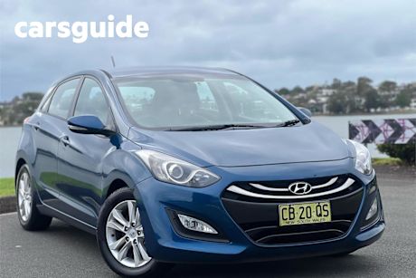 Blue 2014 Hyundai I30 Hatchback SE