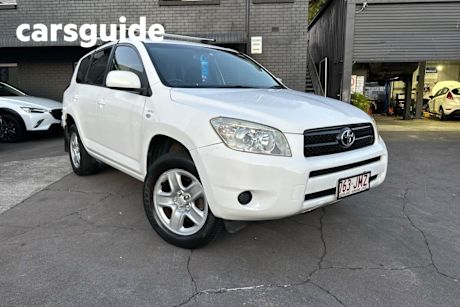White 2006 Toyota RAV4 Wagon CV (4X4)