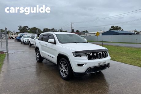White 2018 Jeep Grand Cherokee Wagon Limited (4X4)