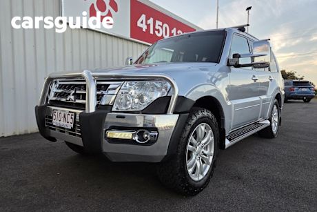 Silver 2017 Mitsubishi Pajero Wagon GLS LWB (4X4)