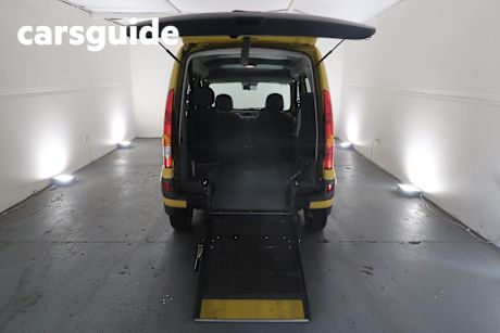 Yellow 2009 Renault Kangoo Van Integral
