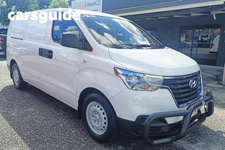 White 2019 Hyundai Iload Van 3S Liftback