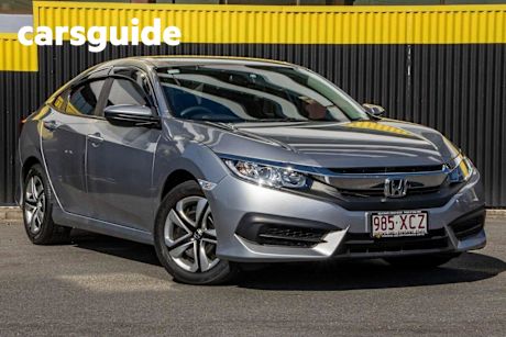 Silver 2016 Honda Civic Sedan VTI