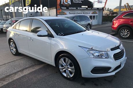 White 2015 Holden Cruze Sedan EQUIPE JH MY15