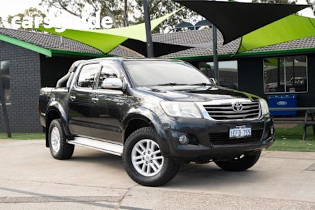 Black 2013 Toyota Hilux Dual Cab Pick-up SR5 (4X4)