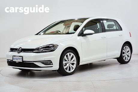 White 2018 Volkswagen Golf Hatchback 110 TSI Highline