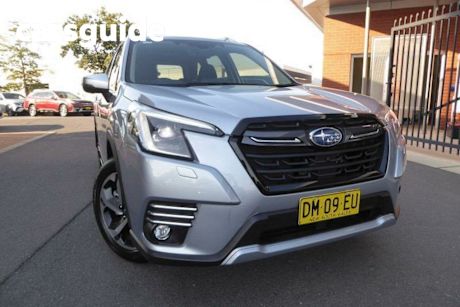 Silver 2024 Subaru Forester Wagon 2.5I-S (awd)