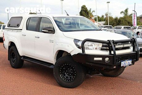 White 2016 Toyota Hilux Dual Cab Utility SR (4X4)