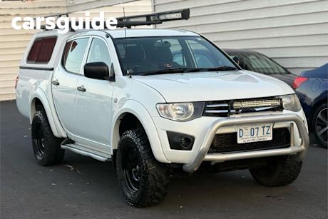 White 2014 Mitsubishi Triton Double Cab Utility GLX (4X4)