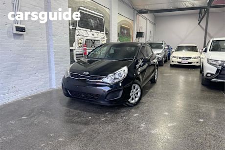 Black 2012 Kia RIO Hatchback S