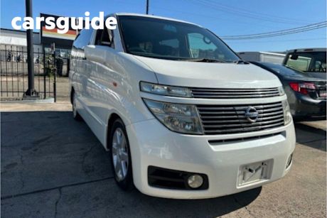 White 2003 Nissan Elgrand Wagon Highway Star