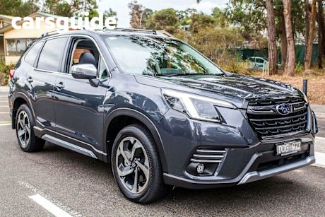 Grey 2024 Subaru Forester Wagon 2.5I-S (awd)