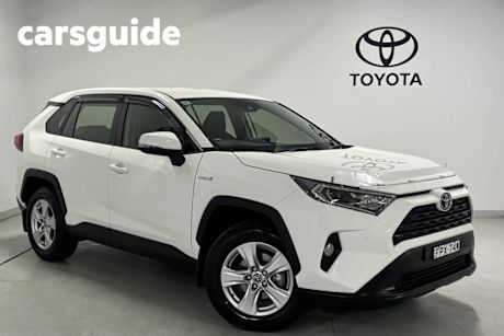 White 2021 Toyota RAV4 Wagon GX
