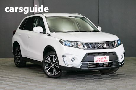 White 2022 Suzuki Vitara Wagon Turbo