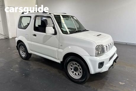 White 2013 Suzuki Jimny Wagon Sierra (4X4)