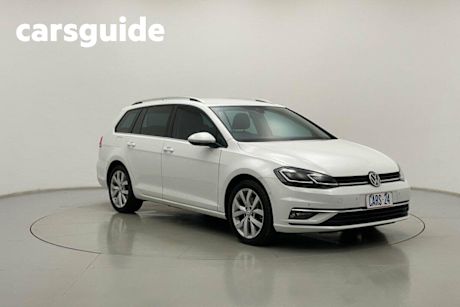 White 2017 Volkswagen Golf Hatchback 110 TSI Highline