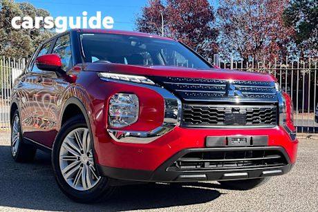 Red 2023 Mitsubishi Outlander Wagon ES 5 Seat (2WD)
