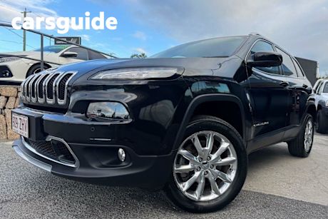 Black 2015 Jeep Cherokee Wagon Limited (4X4)