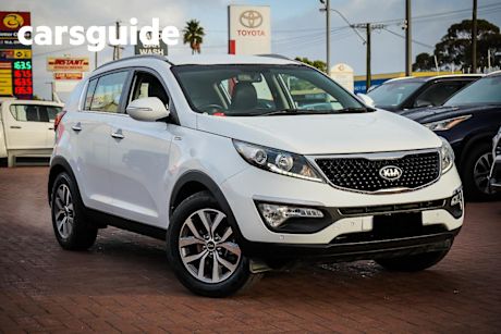 White 2015 Kia Sportage Wagon SLI (awd)