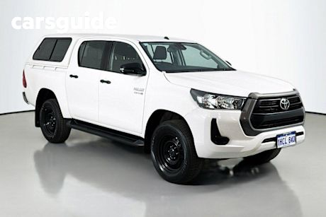 White 2020 Toyota Hilux Double Cab Pick Up SR (4X4)