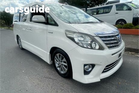 White 2011 Toyota Alphard Wagon SR C PACKAGE