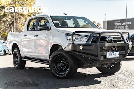 White 2021 Toyota Hilux Ute Tray 4x4