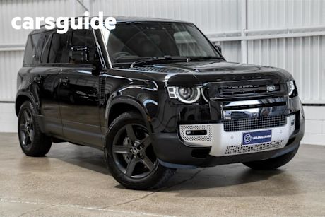 Black 2023 Land Rover Defender Wagon 110 D300 SE (220KW)