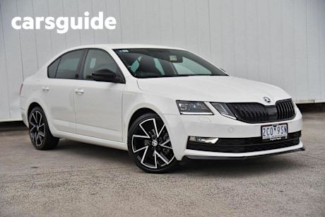 White 2019 Skoda Octavia Sedan 110 TSI Sport