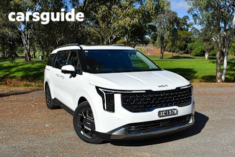 White 2024 Kia Carnival Wagon GT-Line HEV