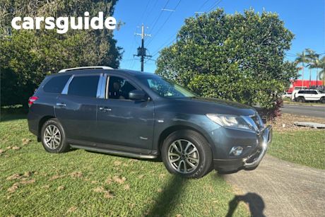 Blue 2015 Nissan Pathfinder Wagon ST Hybrid (4X2)