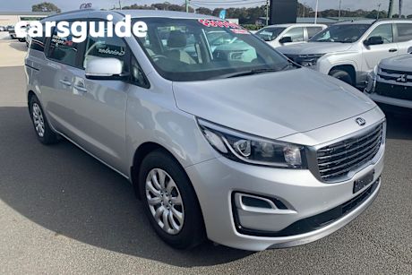 Silver 2019 Kia Carnival Wagon S