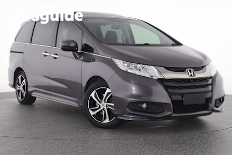 Grey 2017 Honda Odyssey Wagon VTi-L