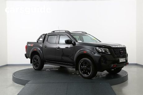 Black 2022 Nissan Navara Dual Cab Pick-up PRO-4X (4X4)