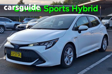 White 2019 Toyota Corolla Hatchback Ascent Sport (hybrid)