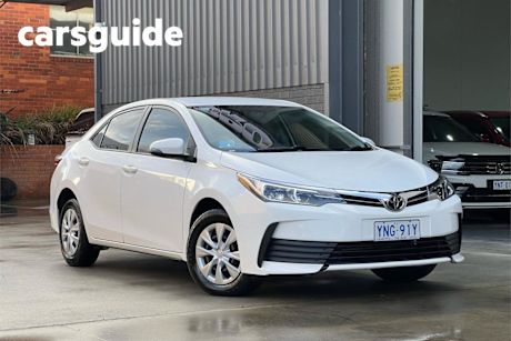 White 2019 Toyota Corolla Sedan Ascent