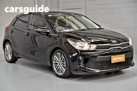 Black 2019 Kia RIO Hatchback Sport