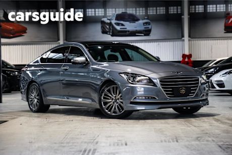 Silver 2014 Hyundai Genesis Sedan (ultimate Pack)