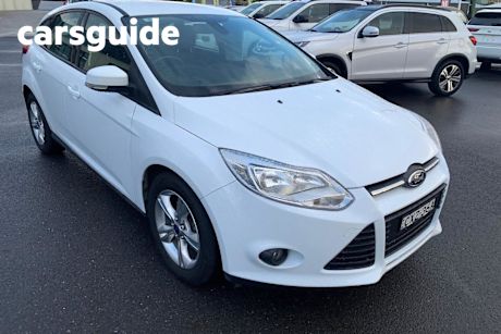 White 2015 Ford Focus Hatchback Trend