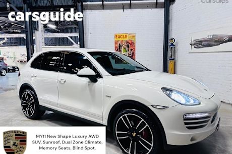 White 2010 Porsche Cayenne Wagon