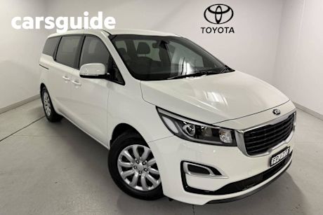 White 2019 Kia Carnival Wagon S
