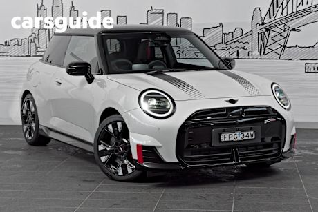 White 2025 Mini Cooper Hatch JCW E Favoured