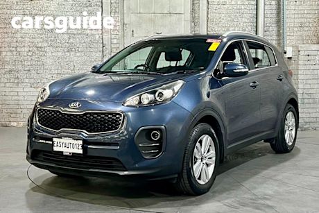 Blue 2017 Kia Sportage Wagon SI (fwd)