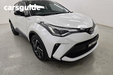White 2023 Toyota C-HR Wagon Koba (2WD)