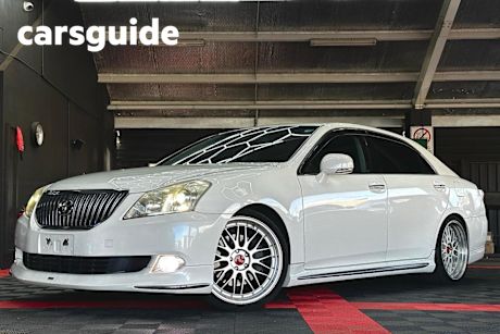 White 2010 Toyota Crown Sedan Majesta C Type 4dr Sedan 8sp Auto 4.6i