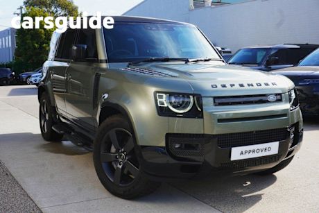 Green 2024 Land Rover Defender Wagon 110 D300 X-Dynamic HSE (220KW)