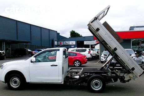 White 2018 Isuzu D-MAX Cab Chassis SX (4X2)