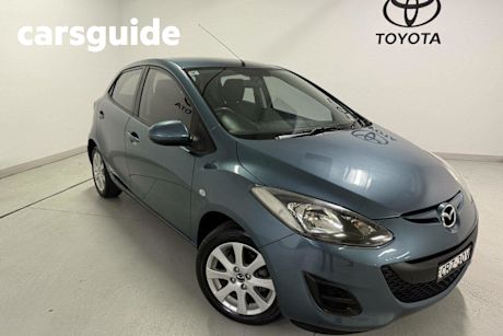 Blue 2014 Mazda 2 Hatchback NEO Sport