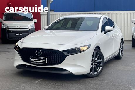 White 2019 Mazda 3 Hatchback G25 GT